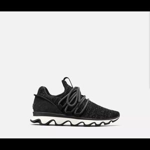 Sorel Kinetic Lace Sneaker Grey size 9.5